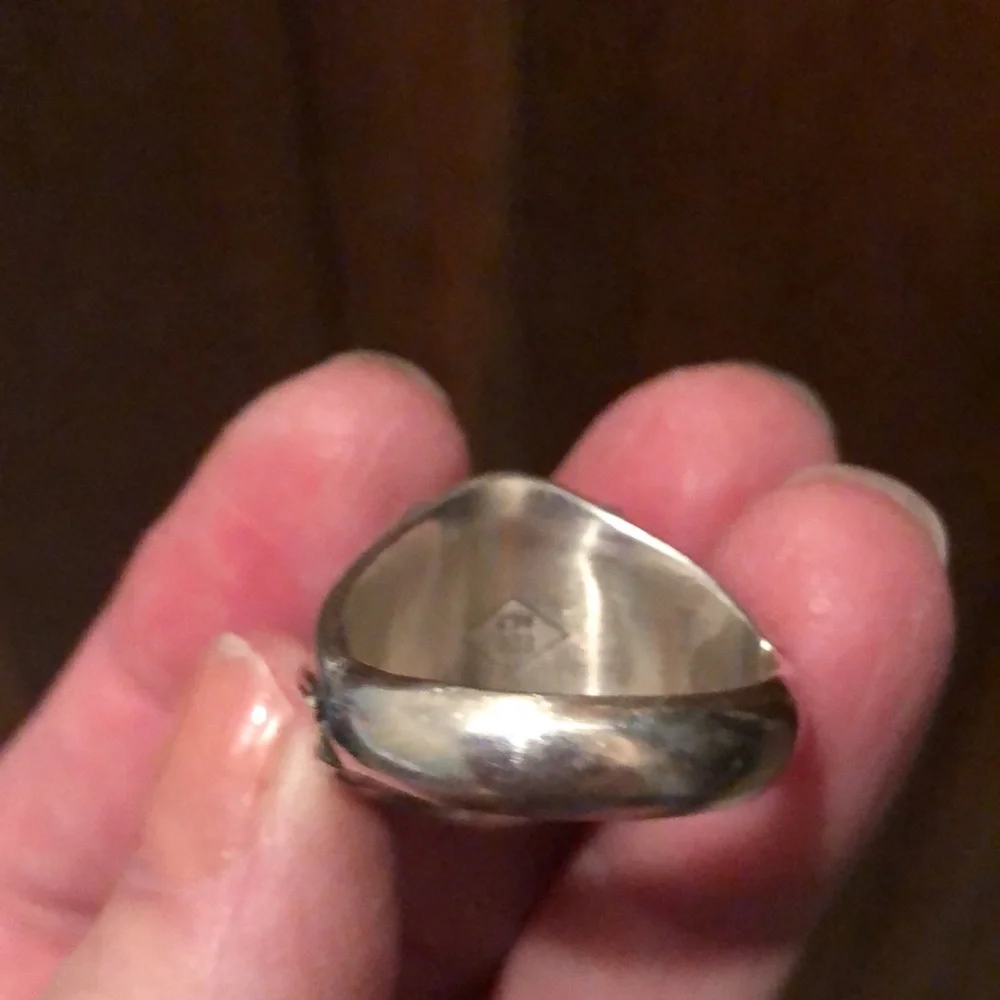Ring - Picture 3 of 5